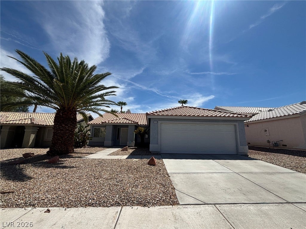 7717 White Grass Avenue