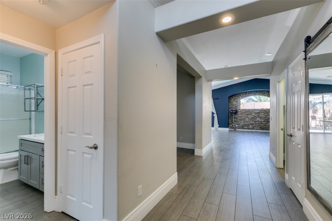 10002 Long Barrow Court