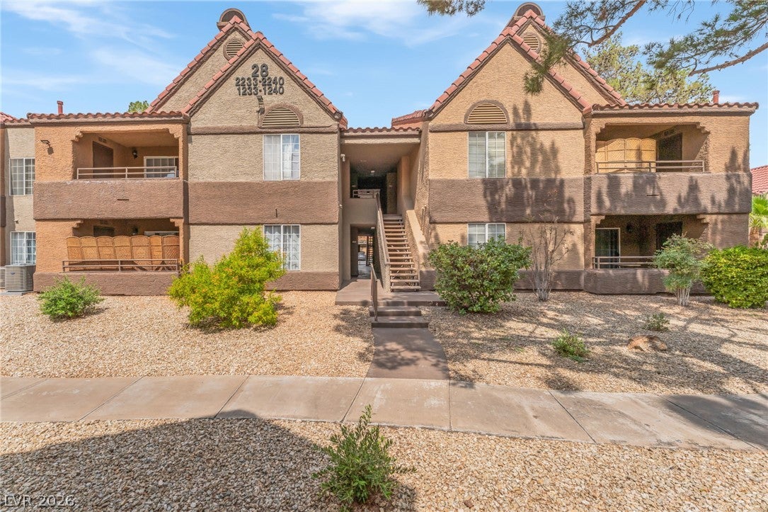 2200 S Fort Apache Road 1234