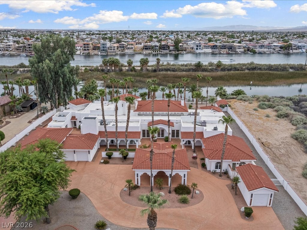 1705 W Casino Drive