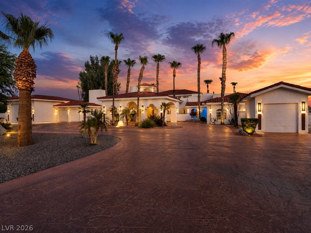 1705 W Casino Drive