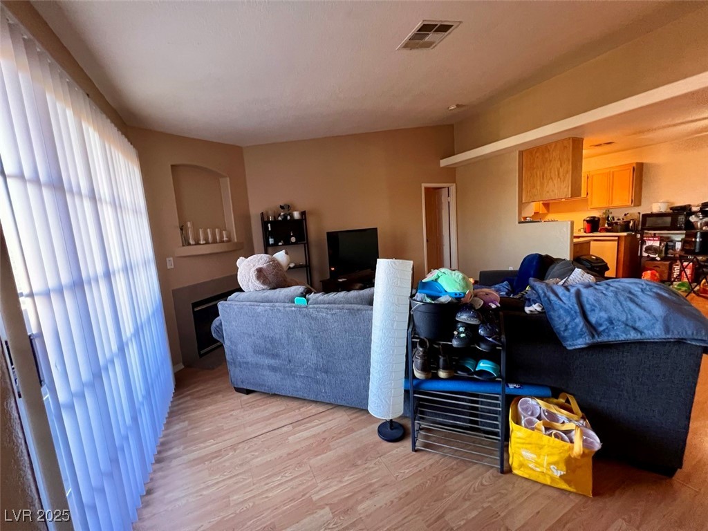 4730 E Craig Road 2071