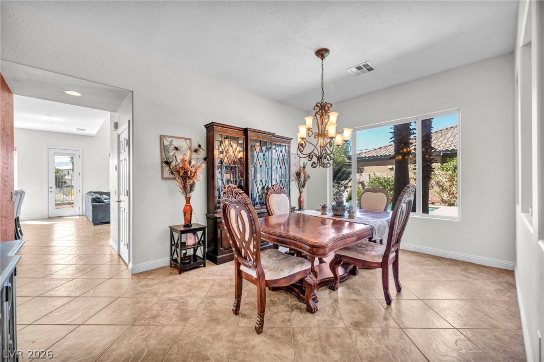 8525 Killians Greens Drive