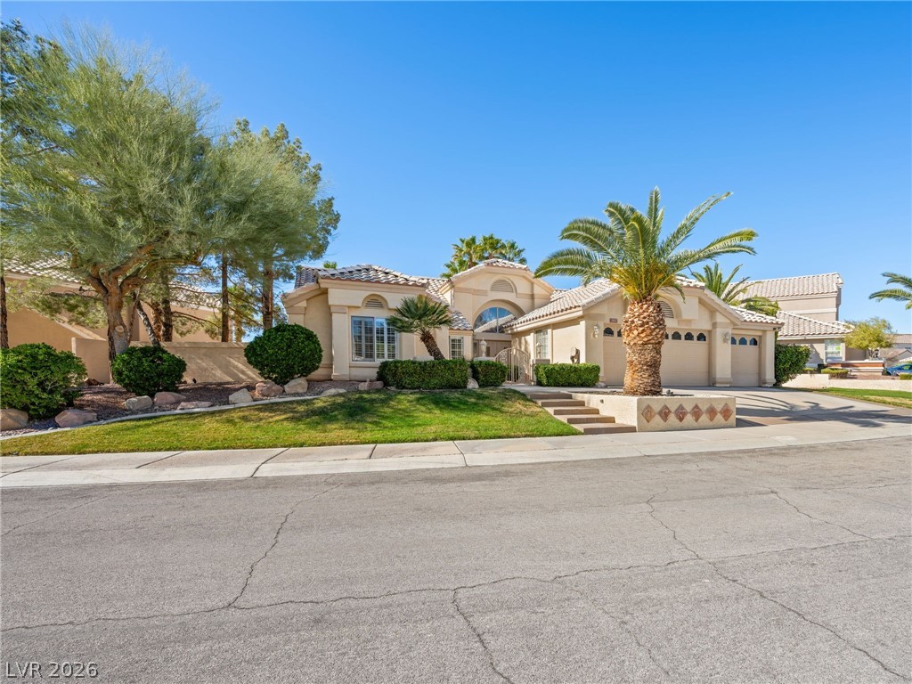 1913 Madagascar Lane