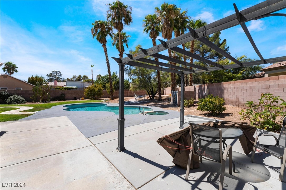 6356 Canyon Ridge Drive