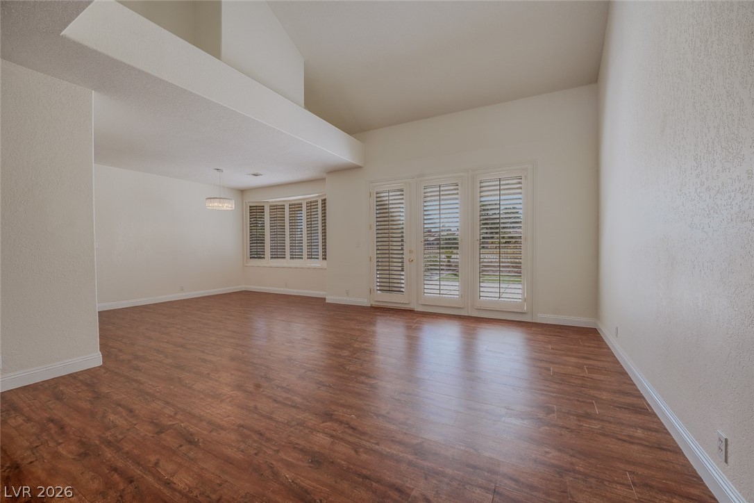 8079 Pinnacle Peak Avenue