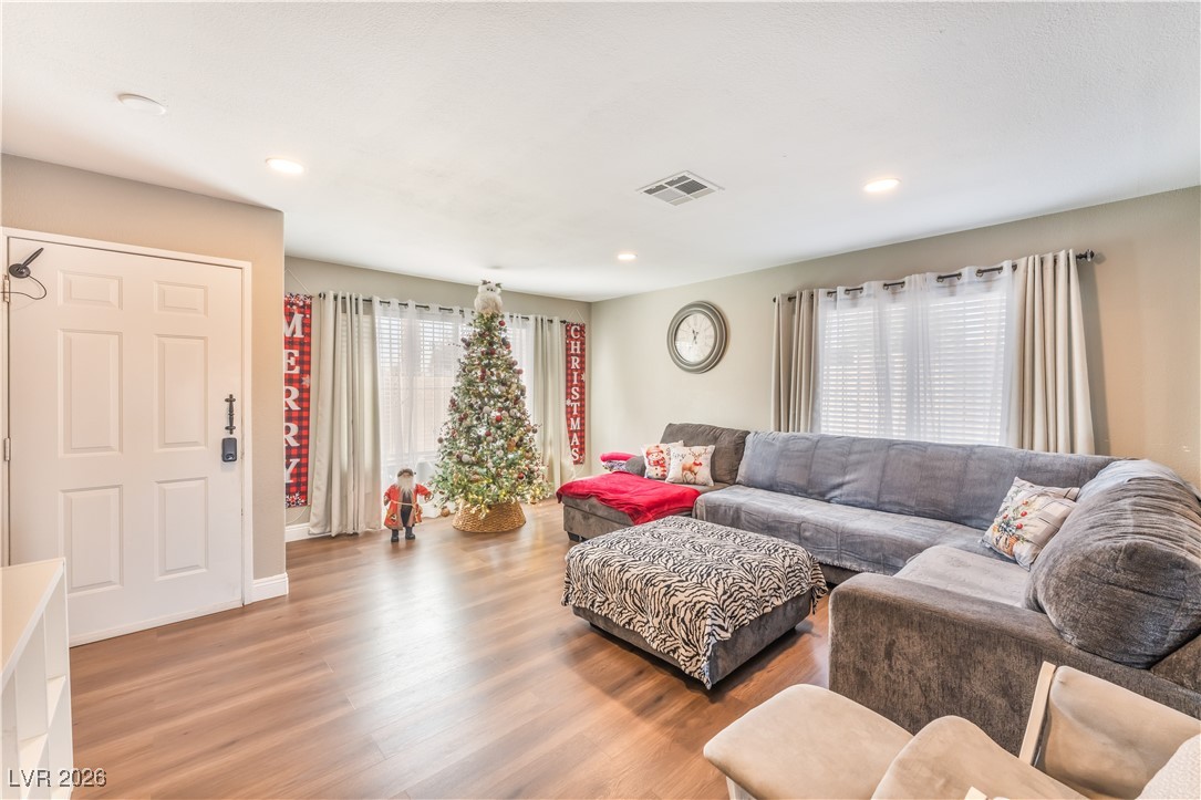 3213 El Morro Avenue