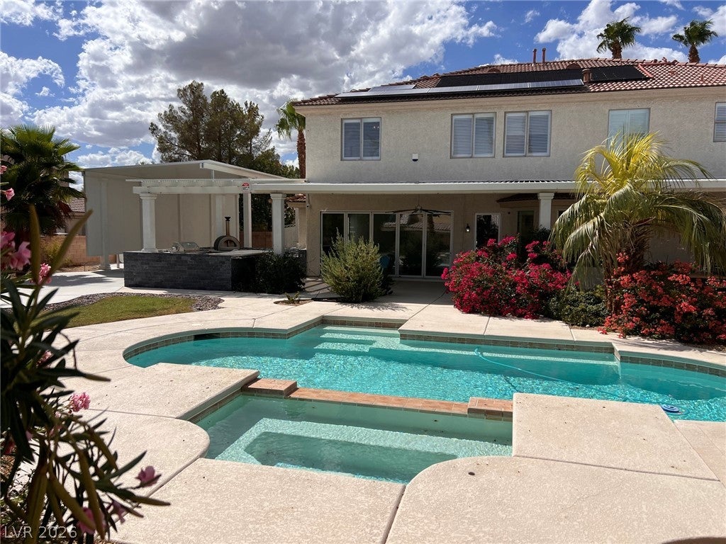 4952 Grey Mesa Street