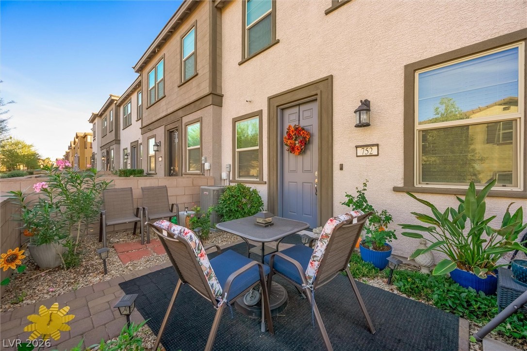 752 Sleeping City Avenue