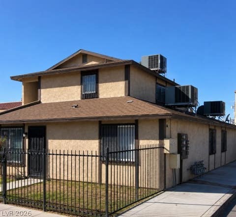 Multifamily For Rent - 2041 Bledsoe Lane #D<br/> Clark County, Las Vegas, NV 89156