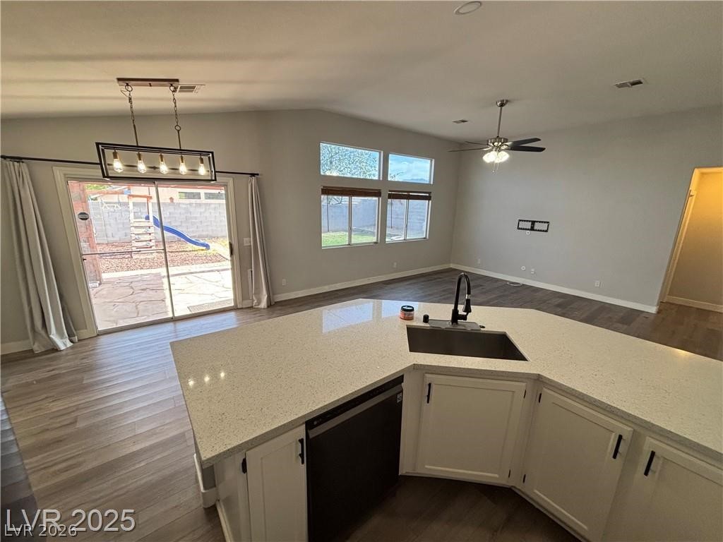 7841 Odysseus Avenue