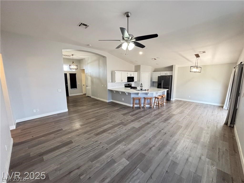 7841 Odysseus Avenue