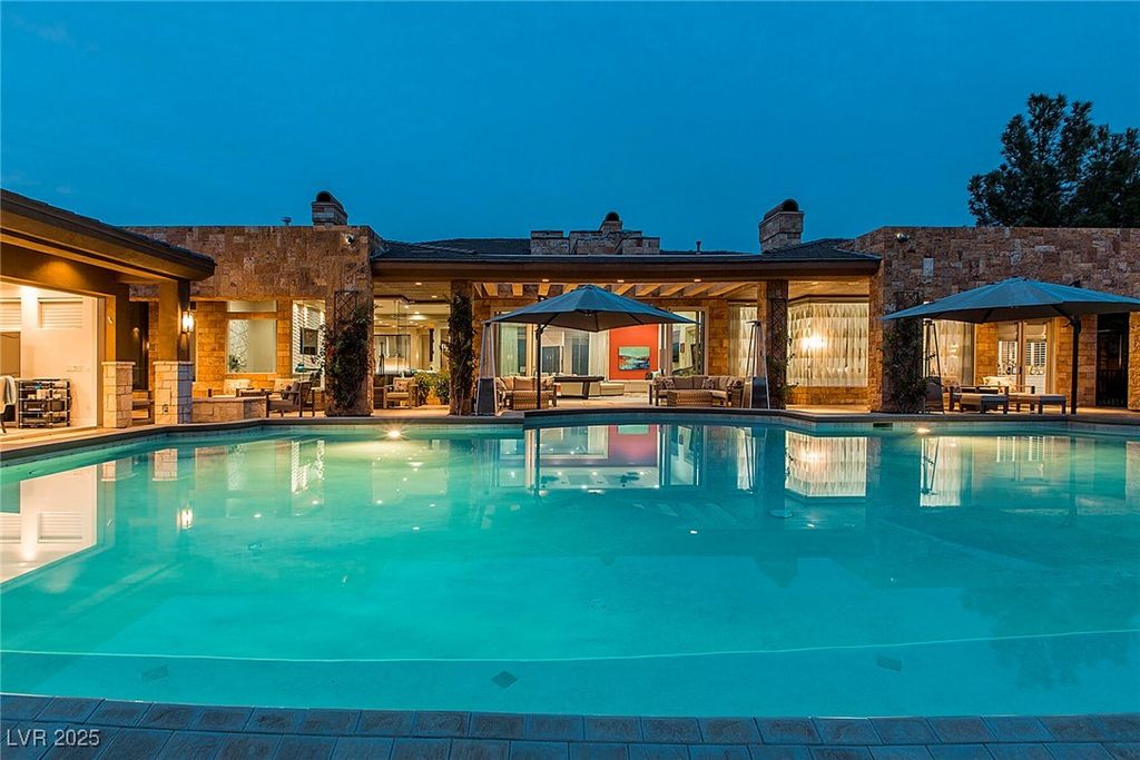 Photo of 15 Golden Sunray Lane, Las Vegas, NV 89135 (MLS # 2710031)