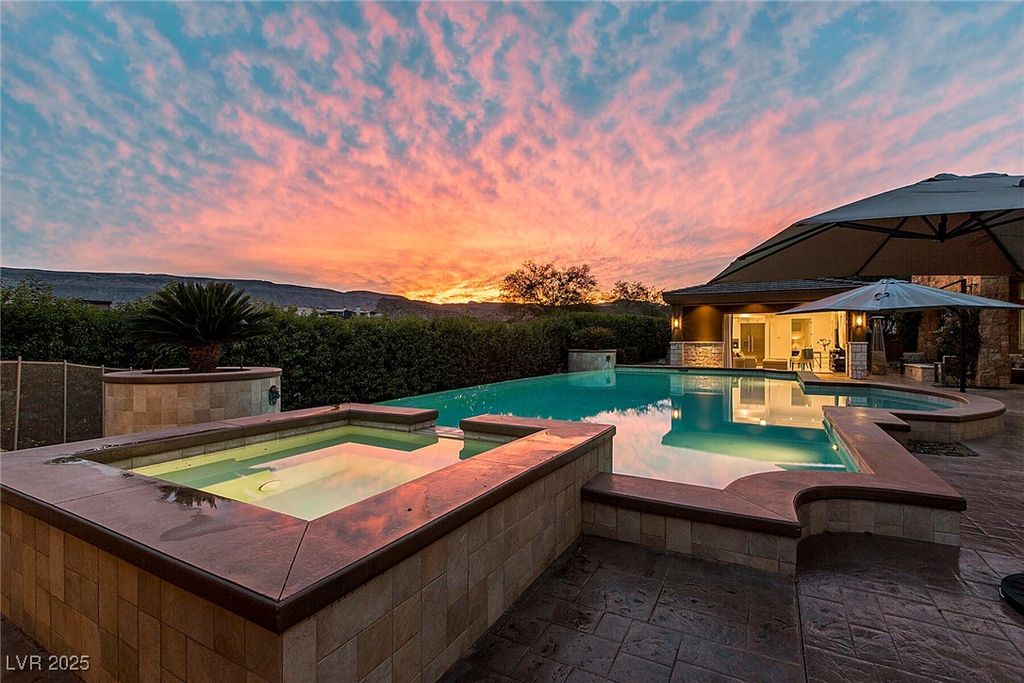 Photo of 15 Golden Sunray Lane, Las Vegas, NV 89135 (MLS # 2710031)