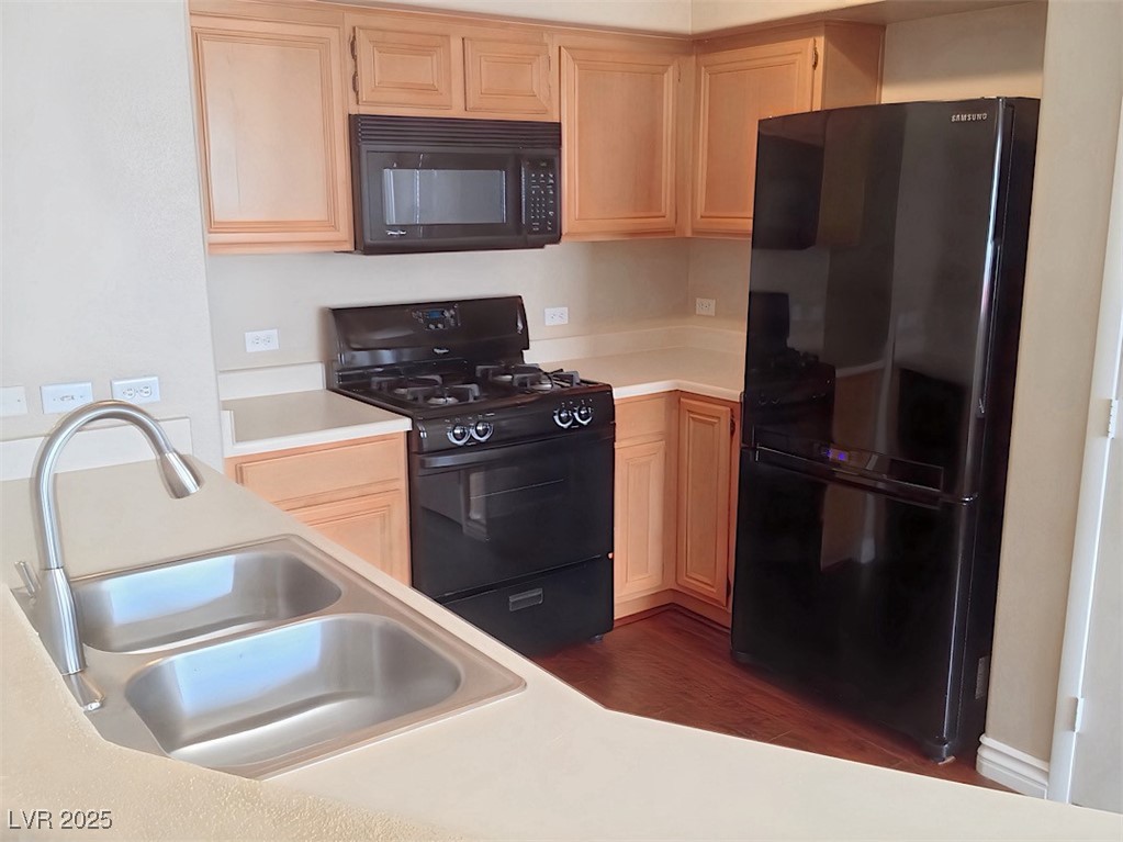 10245 S Maryland Parkway 1185