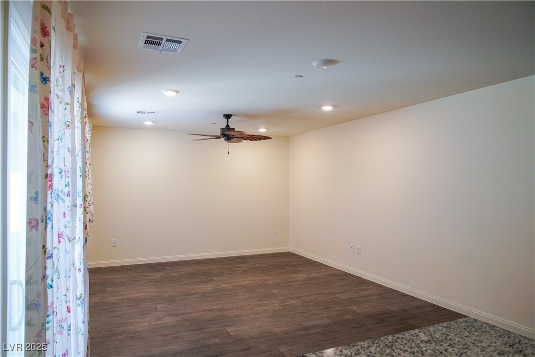 2765 Frosted Teal Avenue, North Las Vegas, Nevada image 10