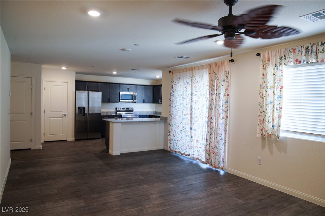 2765 Frosted Teal Avenue, North Las Vegas, Nevada image 7