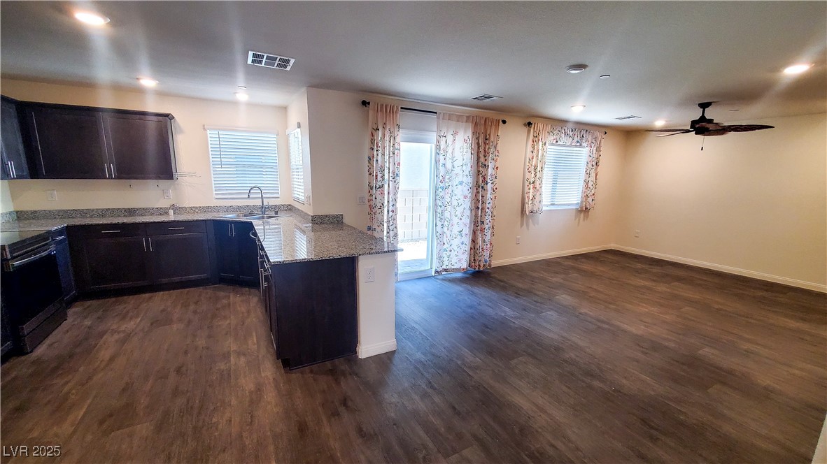 2765 Frosted Teal Avenue, North Las Vegas, Nevada image 6