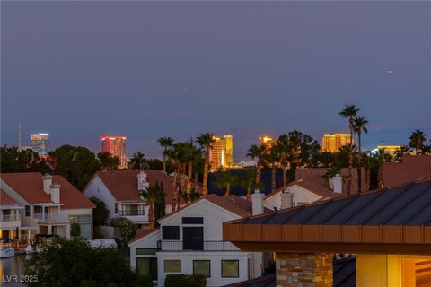 Tiny photo for 2928 Coast Line Court, Las Vegas, NV 89117 (MLS # 2697450)