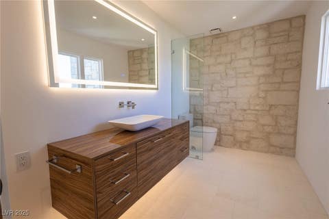 Tiny photo for 2928 Coast Line Court, Las Vegas, NV 89117 (MLS # 2697450)