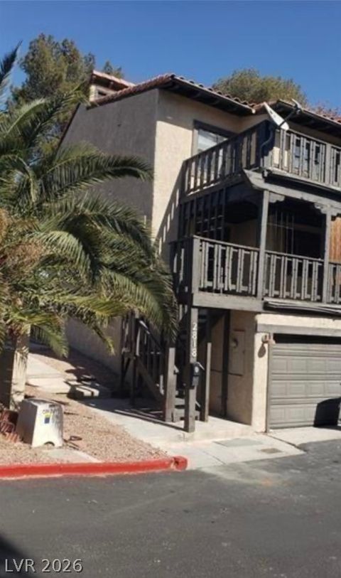 Townhouse For Sale - 2818 Calle Del Oro<br/> Clark County, Las Vegas, NV 89120