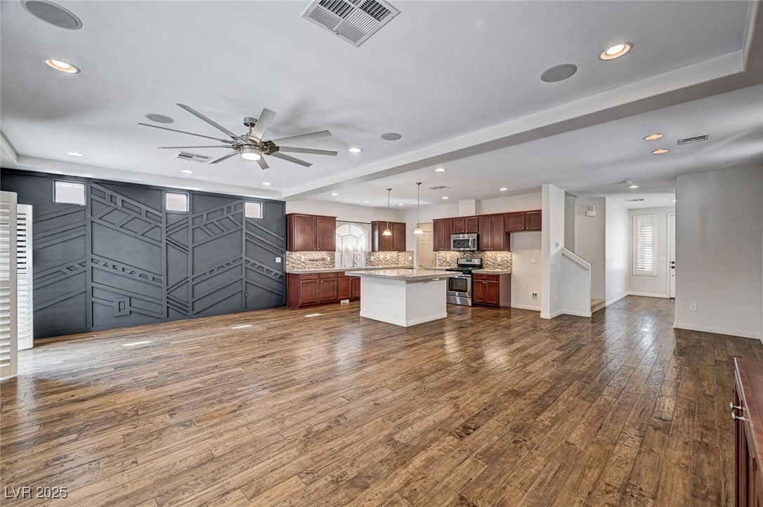 5239 Tartan Hill Avenue, Las Vegas, Nevada image 9