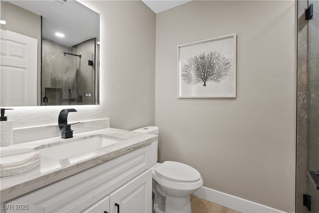 Henderson, Nevada 89052, United States, 5 Bedrooms Bedrooms, ,4 BathroomsBathrooms,Residential,Active,241448