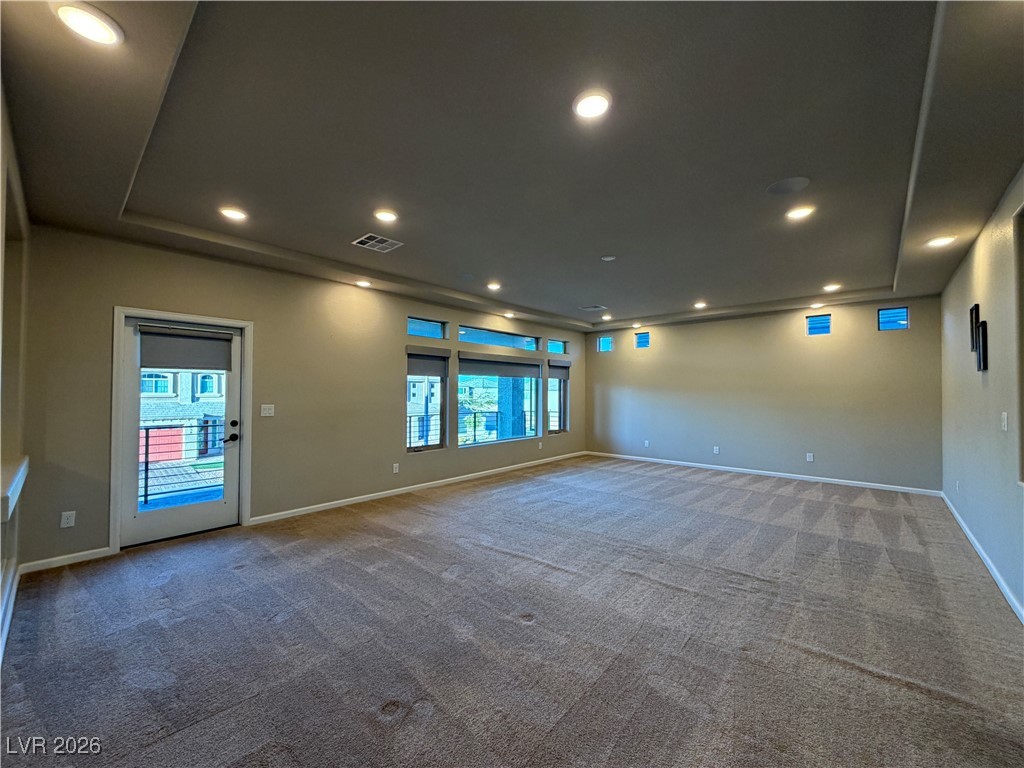 6659 Tangled Vines Avenue