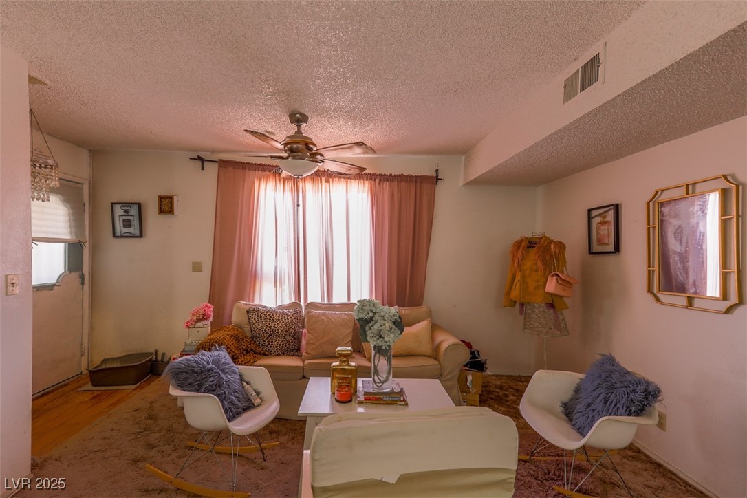 431 Las Casitas Way, Las Vegas, Nevada image 6