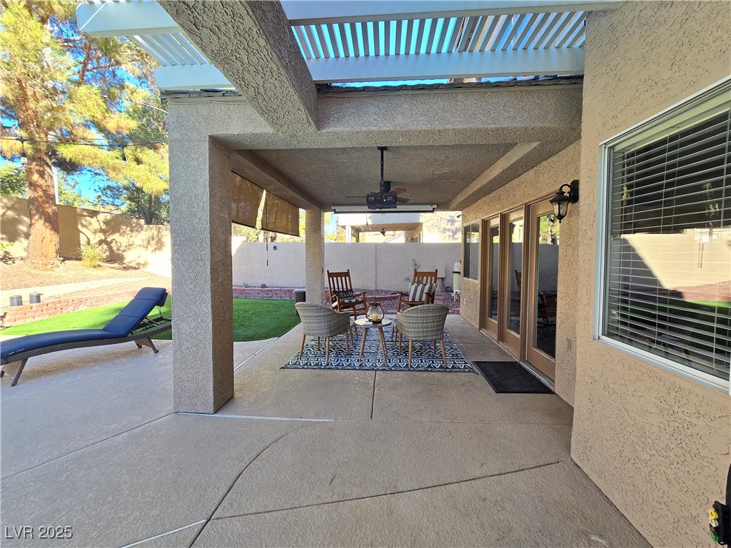 2065 Pinion Springs Drive, Henderson, Nevada image 31