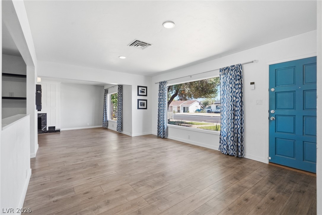 909 Canosa Avenue