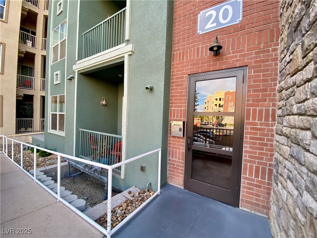 20 E Serene Avenue #111, Las Vegas, Nevada image 3