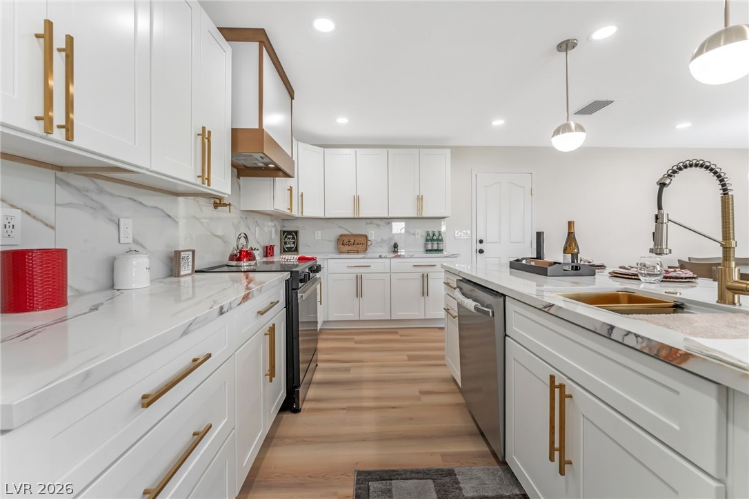 4150 Hazelcrest Drive