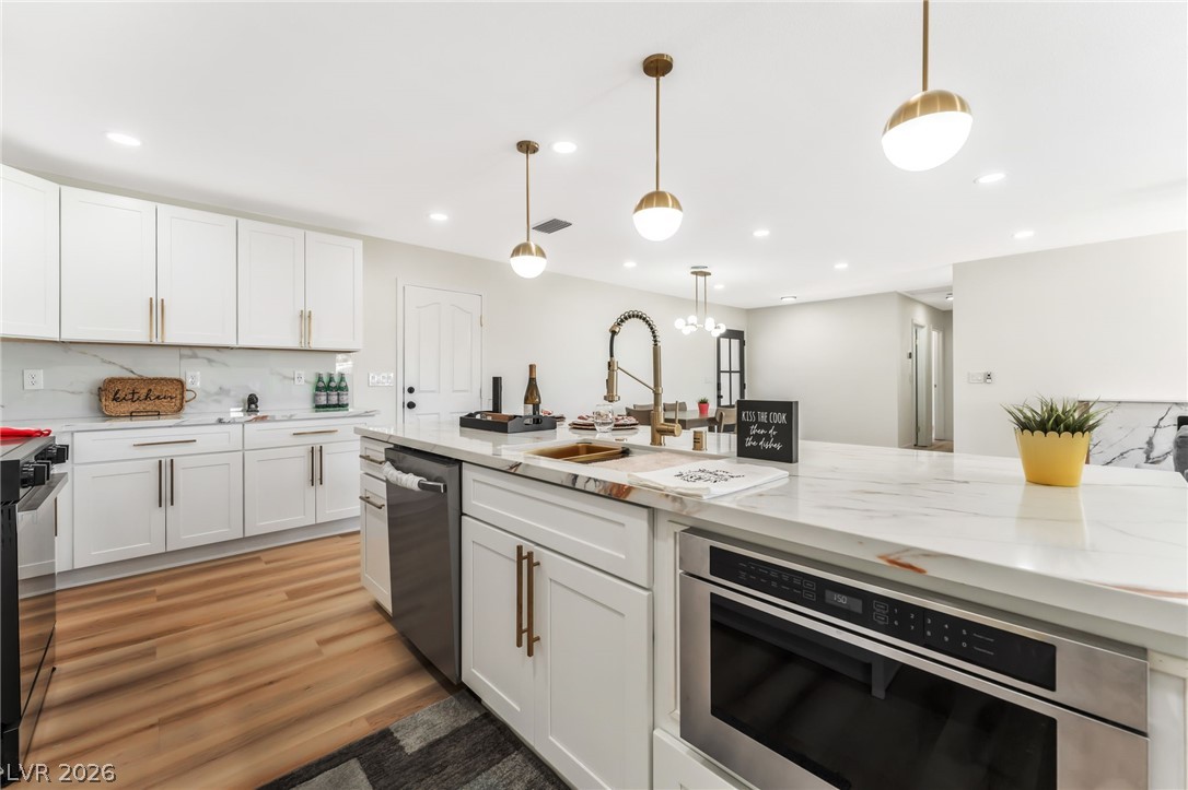 4150 Hazelcrest Drive