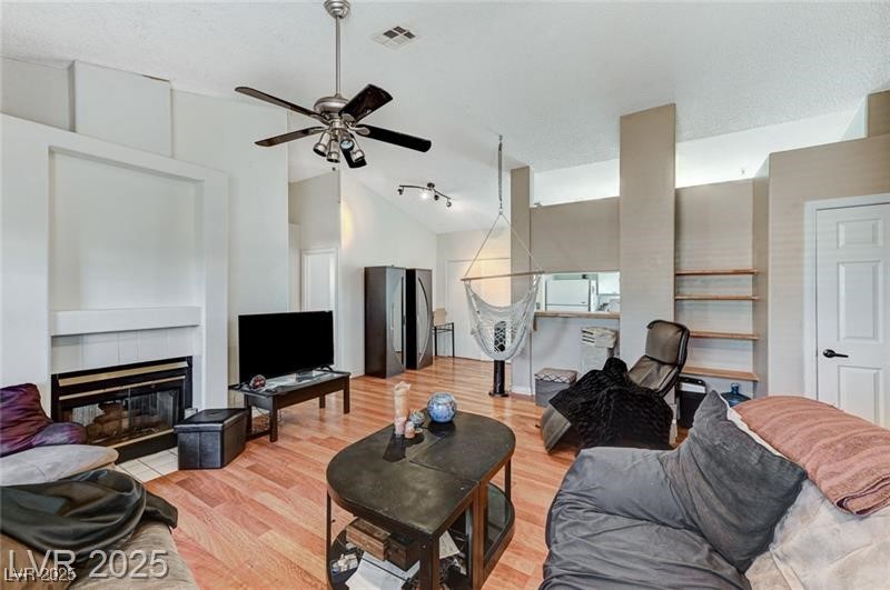 Properties 4 1600 N Torrey Pines Drive 202