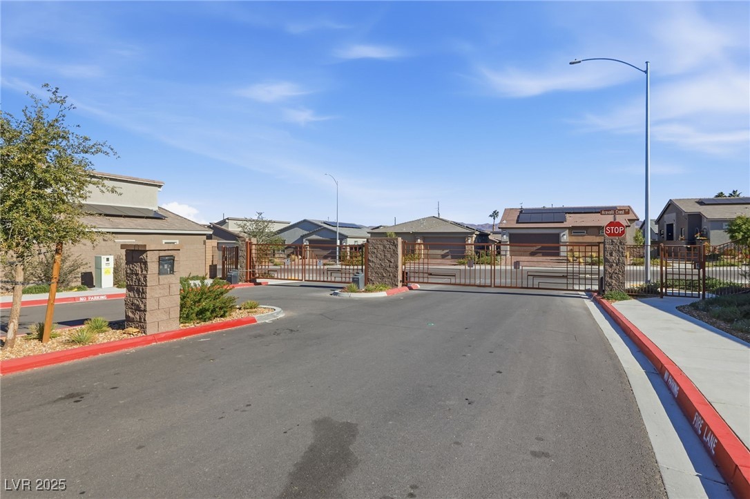 Properties 1 364 Whitney Crest Street