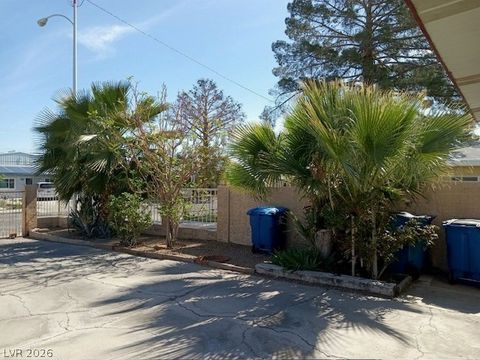 Photo of 3629 Florrie Avenue, Las Vegas, NV 89121 (MLS # 2763372)