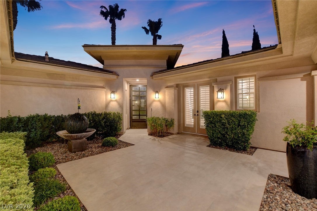 3209 Turtle Head Peak Drive