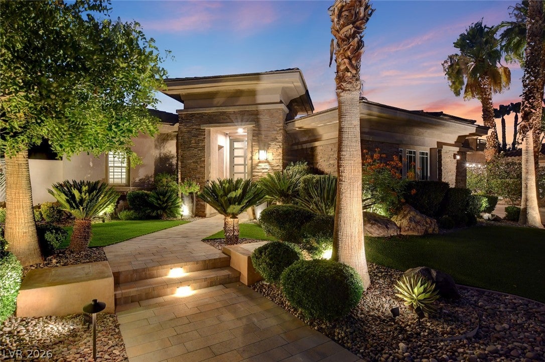 3209 Turtle Head Peak Drive