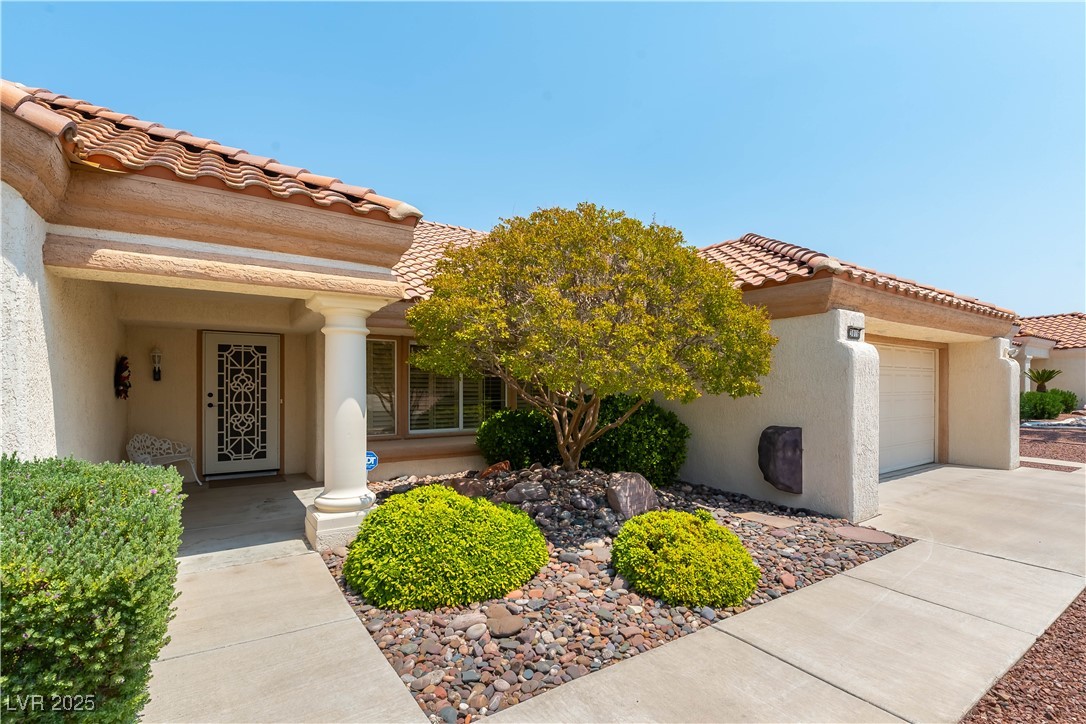 Properties 2 3016 Lotus Hill Drive