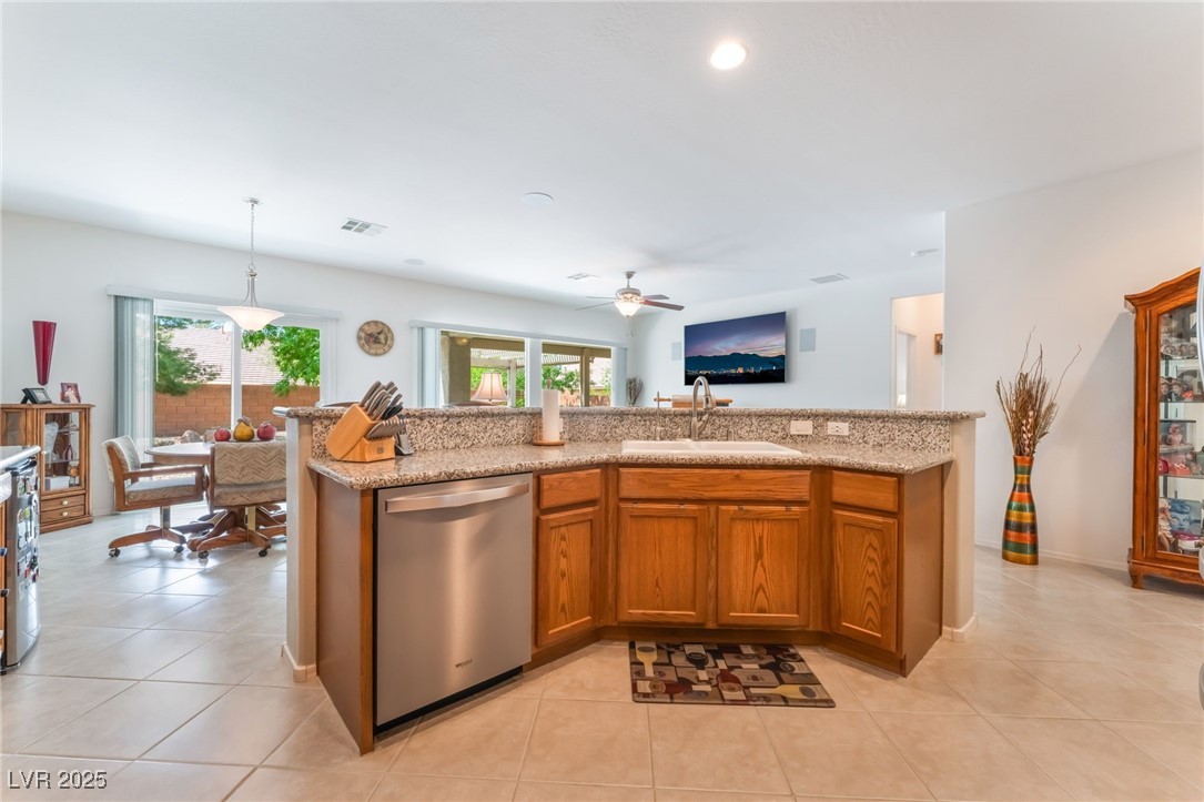 2413 Mourning Warbler Avenue