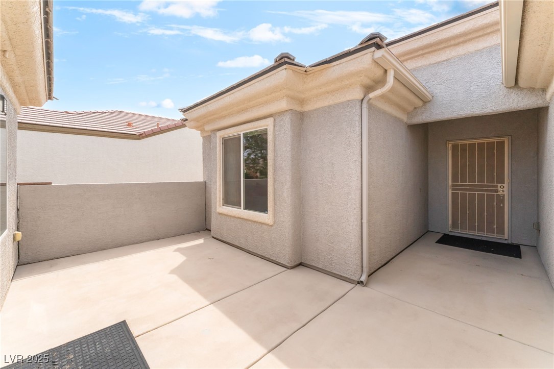 2413 Mourning Warbler Avenue