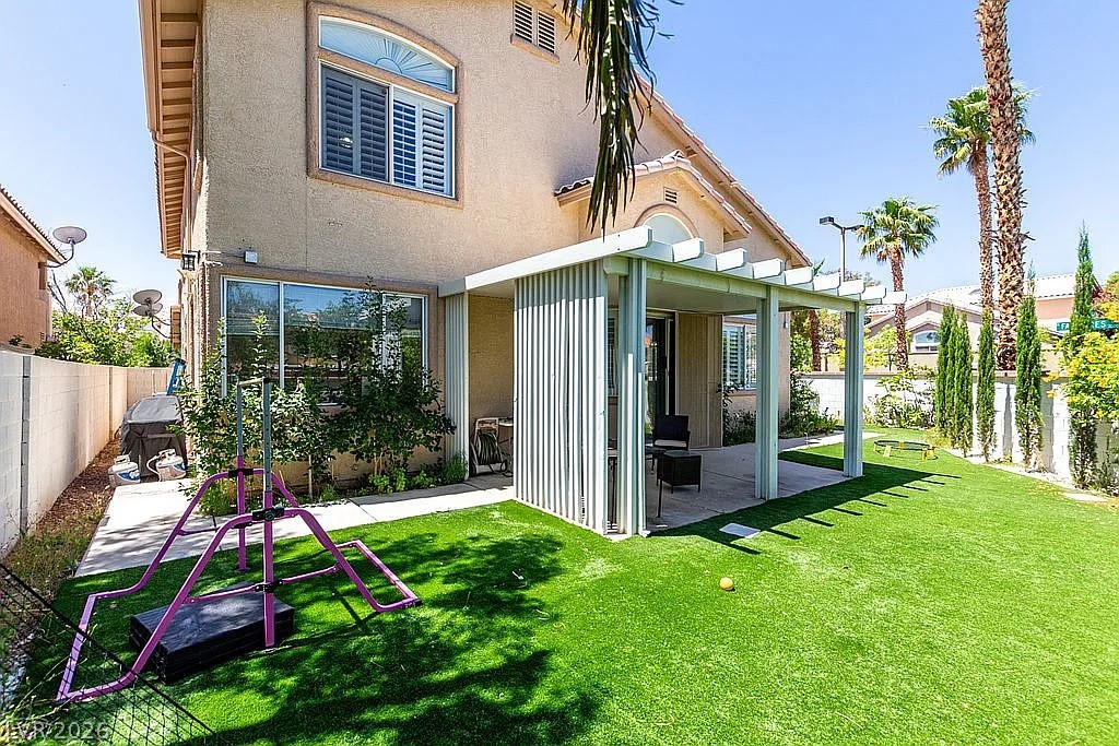 9440 Grenville Avenue