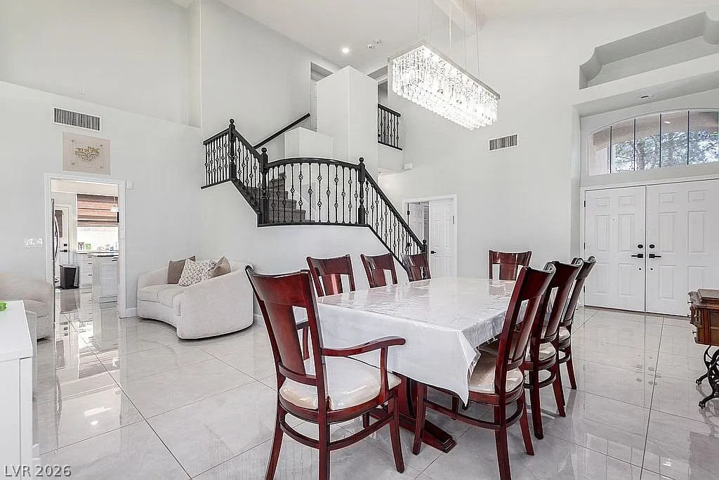 9440 Grenville Avenue