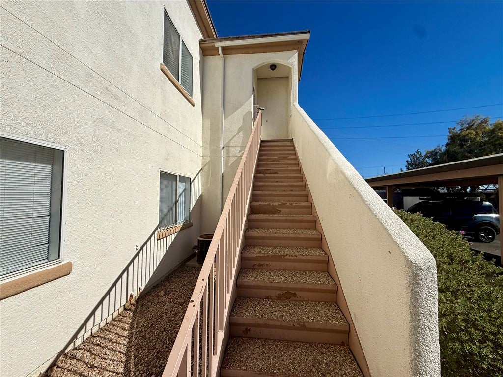 5655 E Sahara Avenue 2060