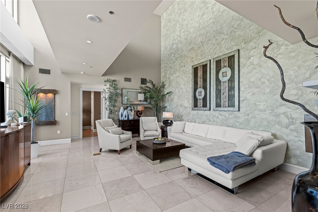 2700 Las Vegas Boulevard 4304