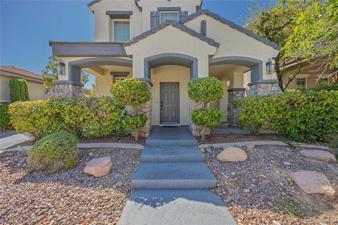 10451 Howling Coyote Avenue