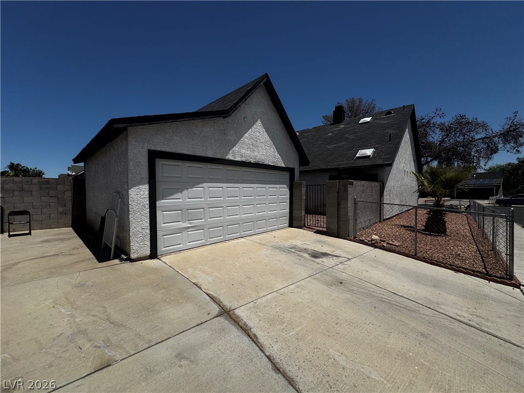 1900 Caviar Drive