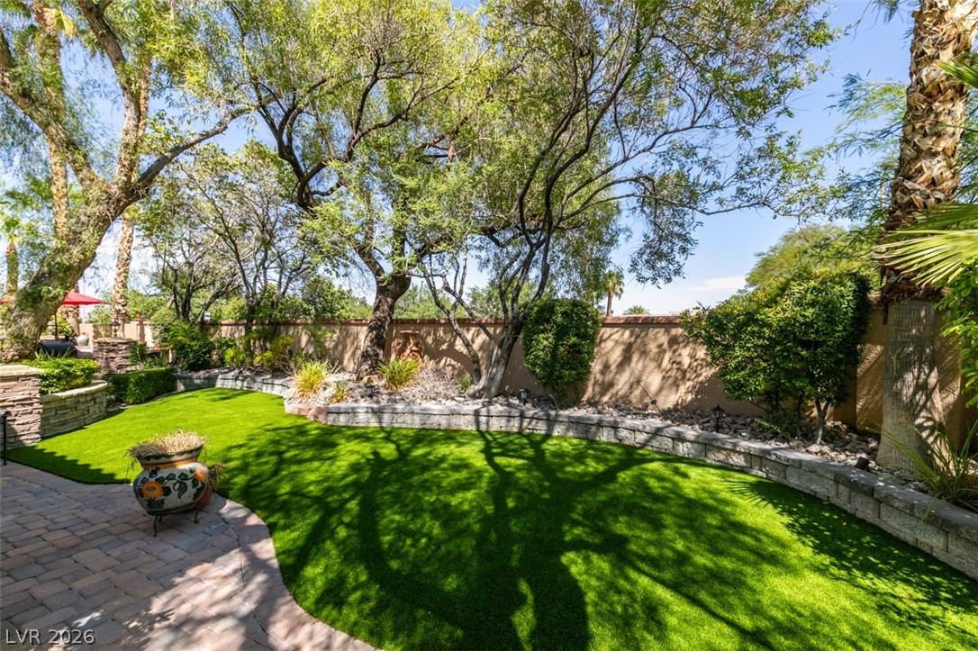 2016 Aspen Oak Street