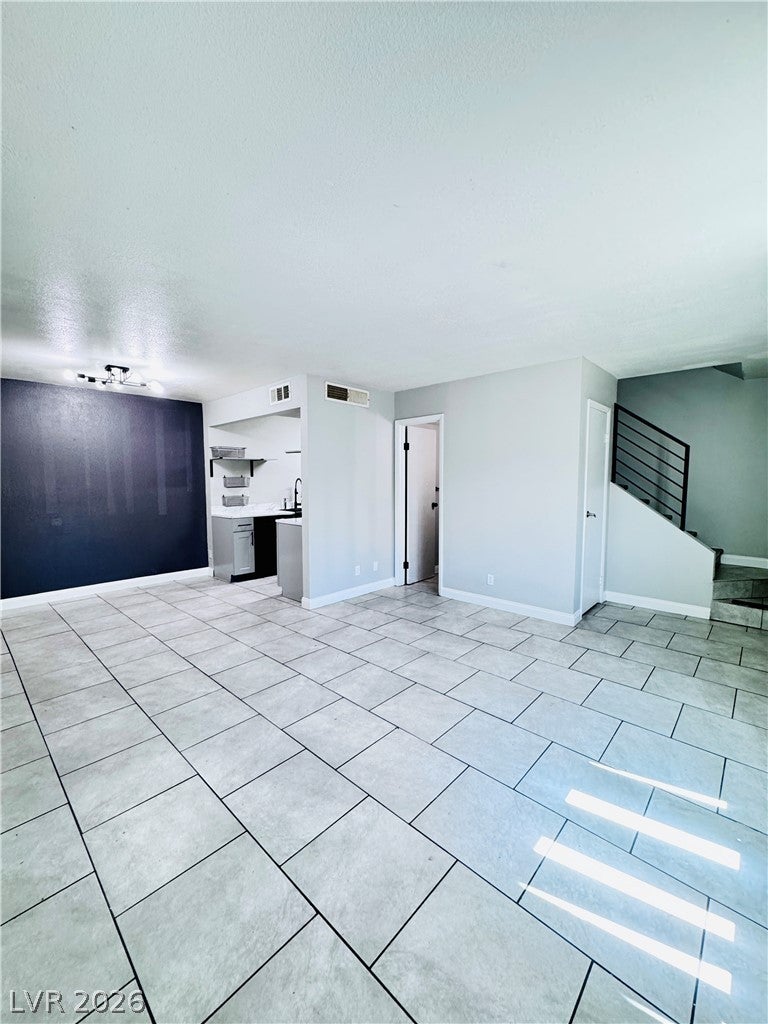 3671 Villa Knolls East Drive